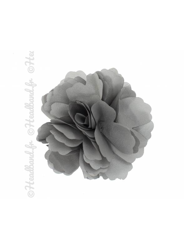 Pince/broche fleur grise